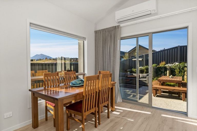Photo of property in 3 Scurr Terrace, Wanaka, 9305