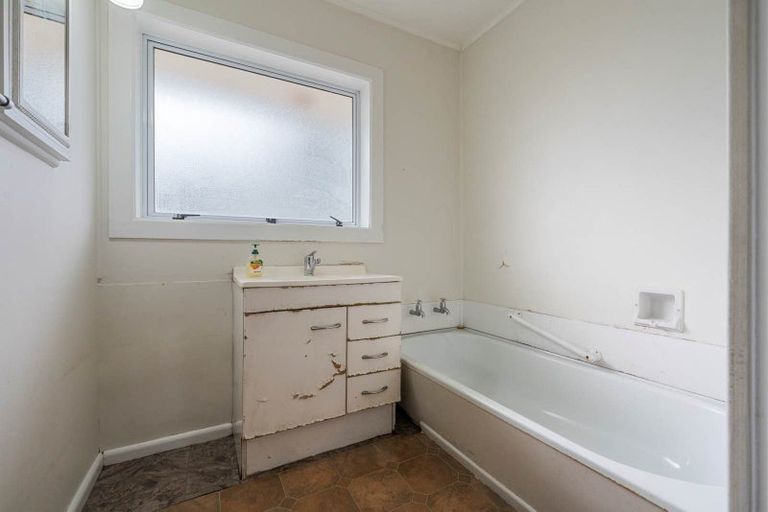 Photo of property in 2/105 Tui Road, Papatoetoe, Auckland, 2025