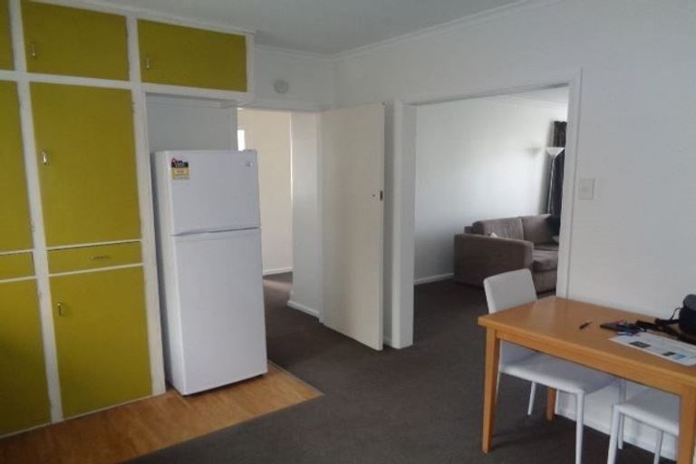 Photo of property in 1/2 Holliss Avenue, Cashmere, Christchurch, 8022