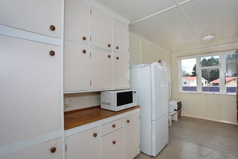 Photo of property in 22 Barton Street, Marton, 4710