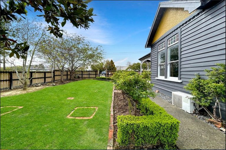 Photo of property in 224 Park Street, Winton, 9720