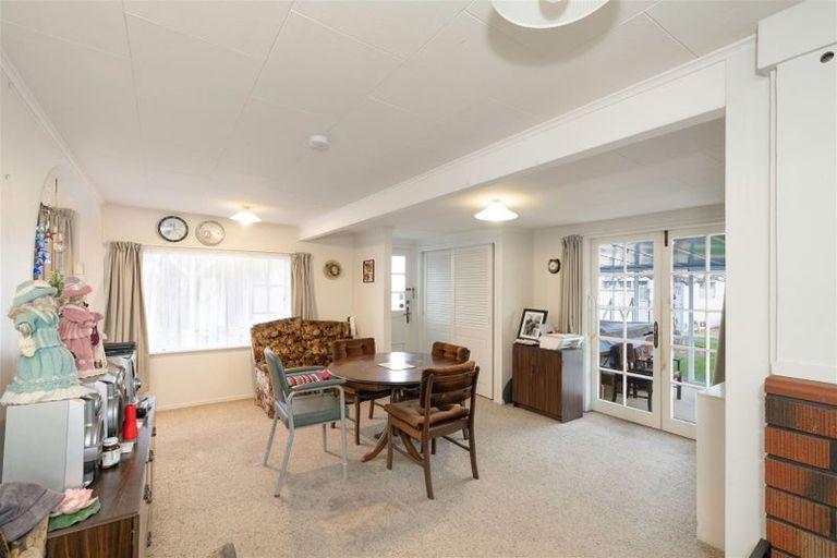 Photo of property in 11 York Street, Levin, 5510