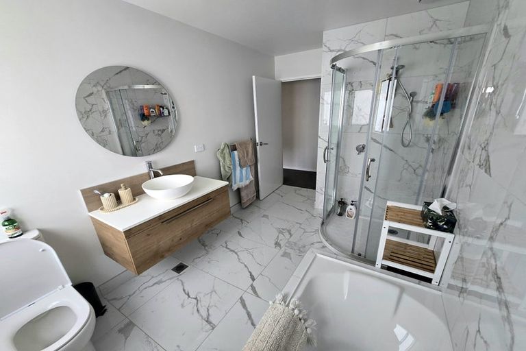 Photo of property in 65a King Street, Waiuku, 2123