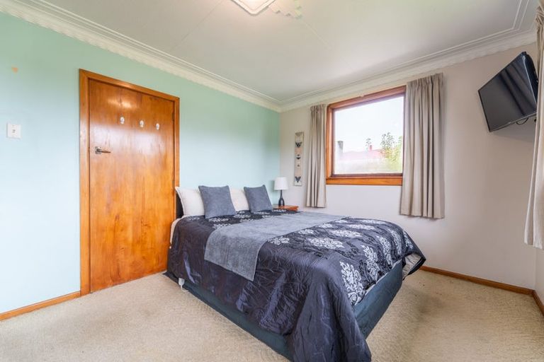 Photo of property in 21 Weston Road, Holmes Hill, Oamaru, 9401