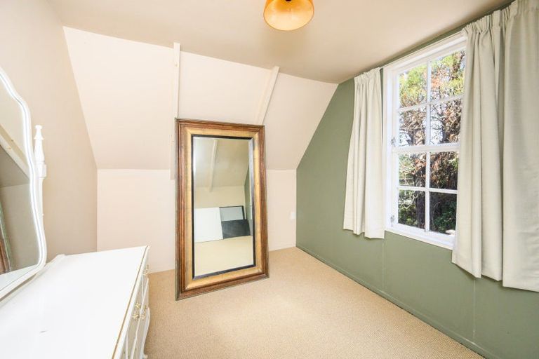 Photo of property in 31 Redwood Grove, Hokowhitu, Palmerston North, 4410