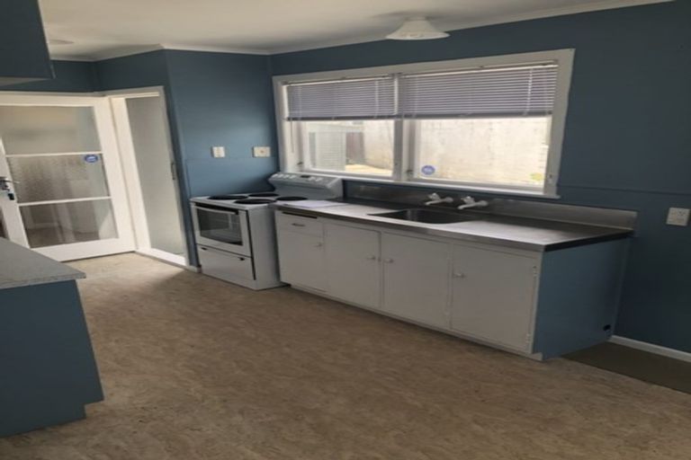 Photo of property in 28 Northolt Road, Fairview Downs, Hamilton, 3214