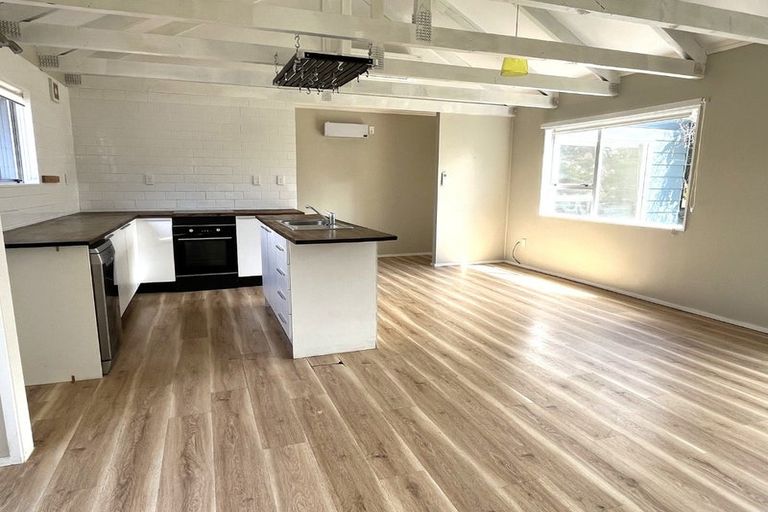 Photo of property in 20 Moore Crescent, Carterton, 5713