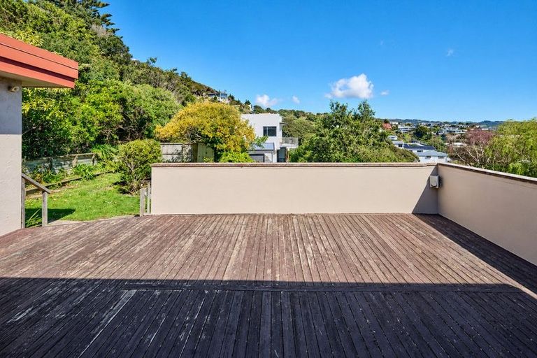 Photo of property in 8 Kiriwai Road, Paremata, Porirua, 5024
