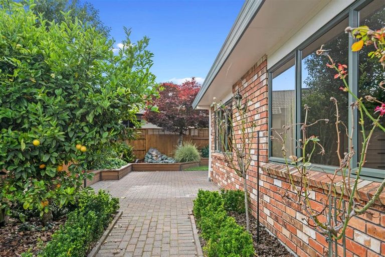 Photo of property in 4 Mccahon Drive, Pukehangi, Rotorua, 3015