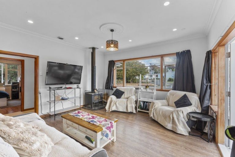 Photo of property in 9 Montgomery Street, Levin, 5510