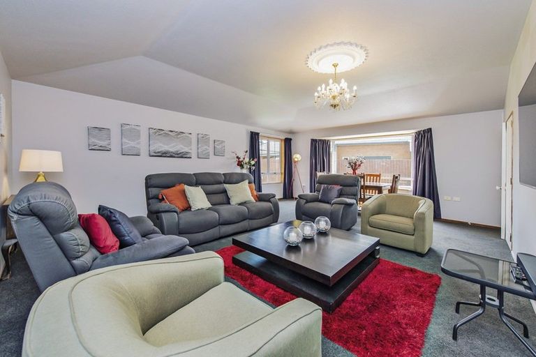 Photo of property in 3 Oldham Place, Darfield, 7510