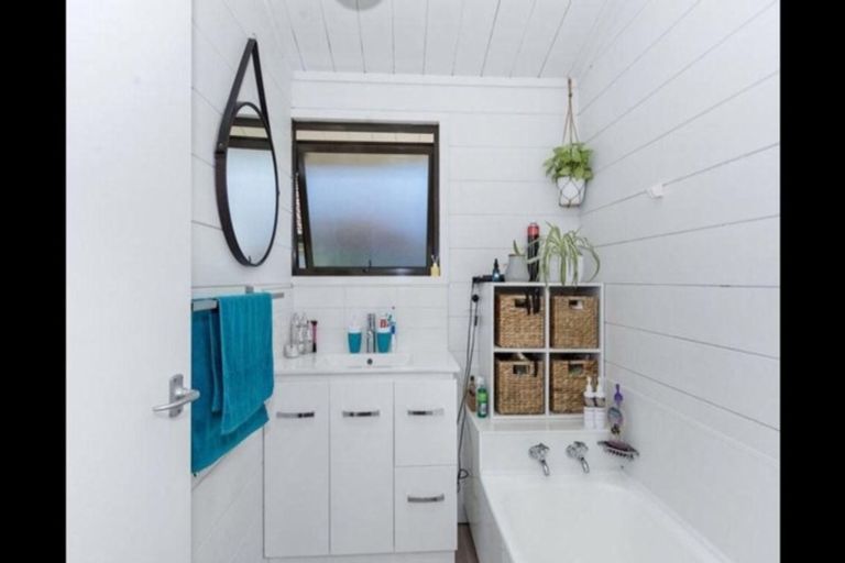 Photo of property in 13620l Papamoa Beach Road, Bethlehem, Tauranga, 3110