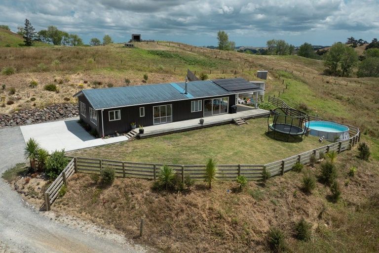 Photo of property in 331 Franklin Road, Paparoa, 0571