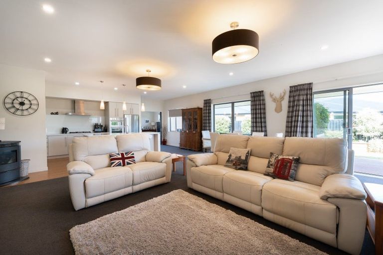 Photo of property in 8 Silver Springs Boulevard, Mosgiel, 9024