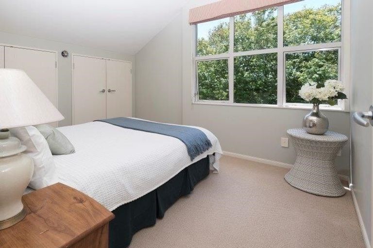 Photo of property in 4a Cleary Terrace, Cockle Bay, Auckland, 2014