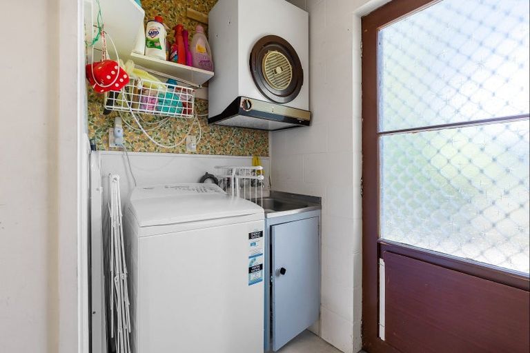 Photo of property in 16 Tongariro Road, Turangi, 3334