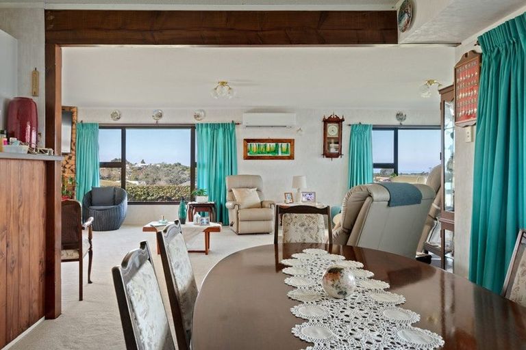 Photo of property in 131 Athenree Road, Athenree, Katikati, 3177