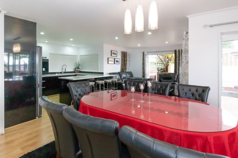 Photo of property in 5 Alice Place, Hillcrest, Auckland, 0627