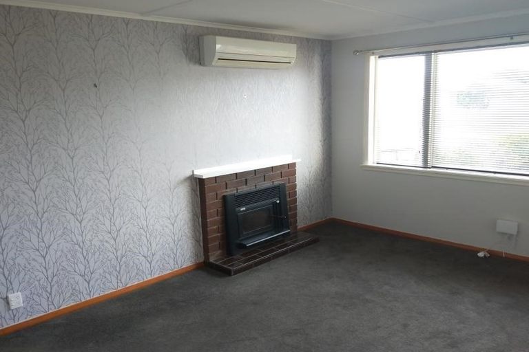Photo of property in 19 Pembroke Street, Highbury, Palmerston North, 4412