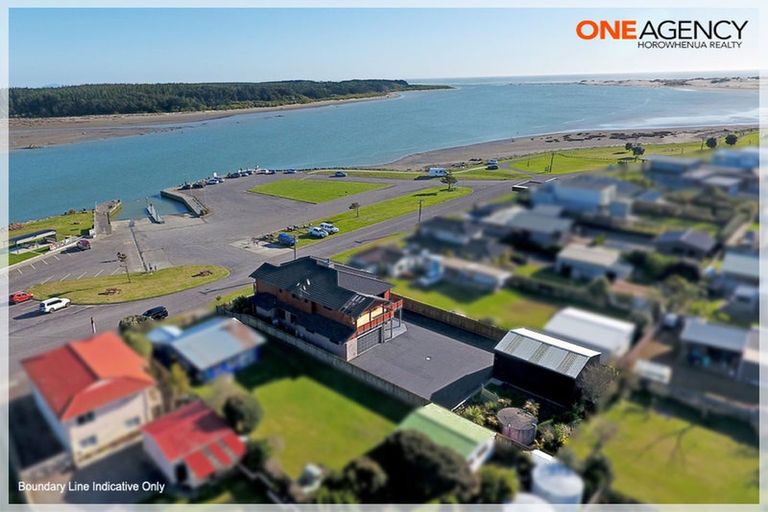 Photo of property in 49 Hartley Street, Foxton Beach, Foxton, 4815