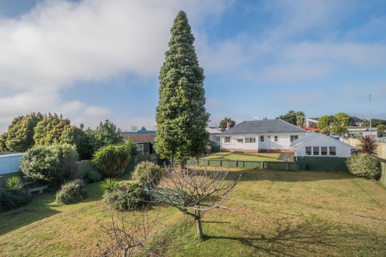 Photo of property in 21 Puhinui Road, Manukau, Auckland, 2104