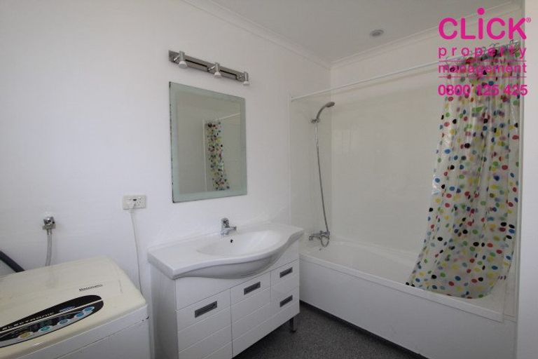 Photo of property in 16 Treetop Drive, Portobello, Dunedin, 9014