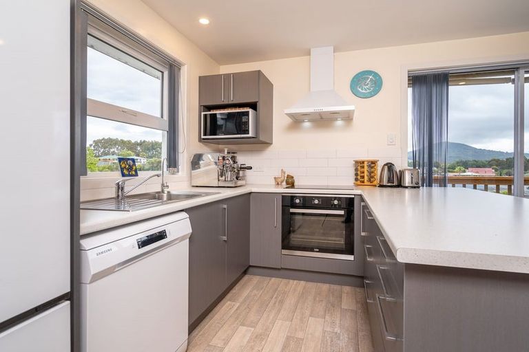 Photo of property in 54 Elwyn Crescent, Green Island, Dunedin, 9018