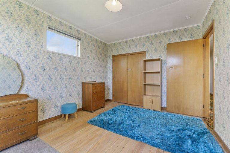 Photo of property in 12 Chester Crescent, West End, Palmerston North, 4410