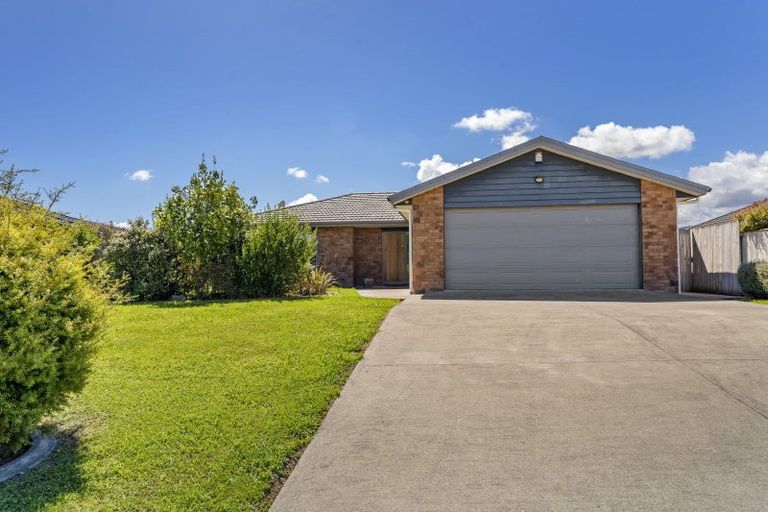 Photo of property in 28 Sue Avenue, Otaki, 5512