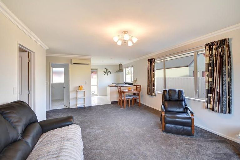 Photo of property in 1/4 Reid Avenue, Mosgiel, 9024