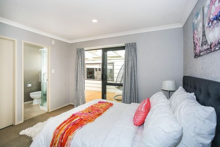 Photo of property in 8 Brockton Avenue, Conifer Grove, Takanini, 2112