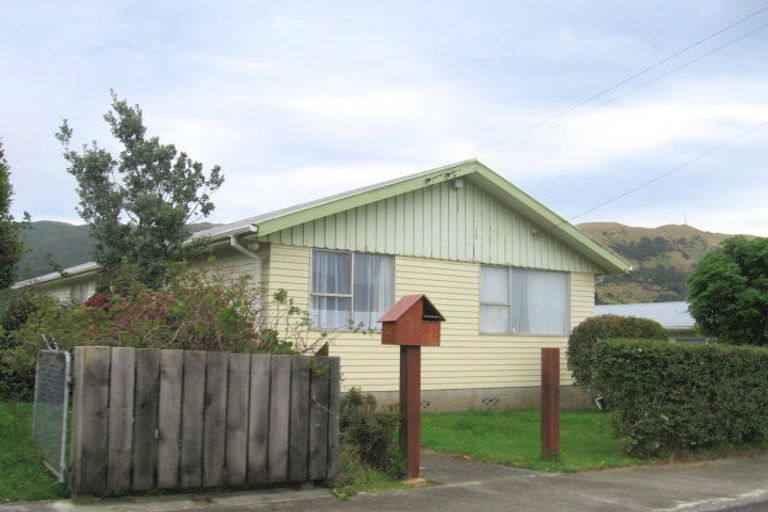 Photo of property in 29 Bell Street, Tawa, Wellington, 5028