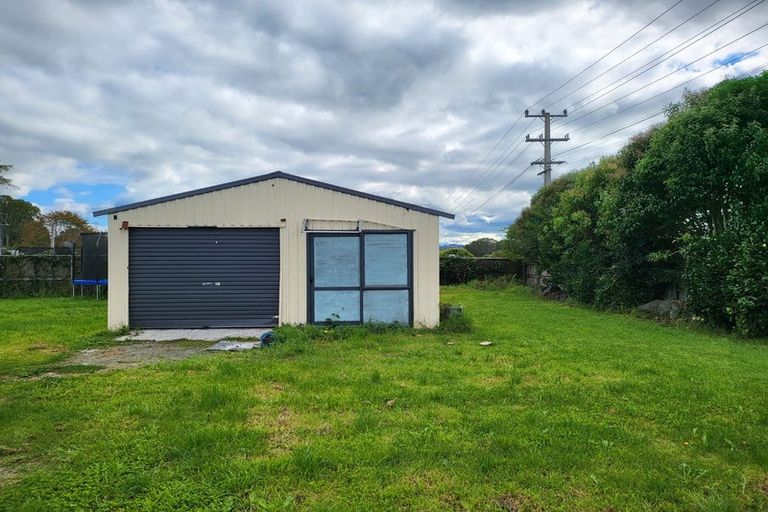 Photo of property in 401 Main Road, Huapai, Kumeu, 0810