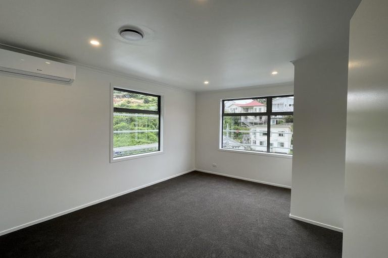 Photo of property in 37 Adams Terrace, Aro Valley, Wellington, 6021