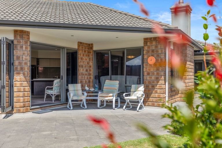 Photo of property in 4 Saratoga Court, Papamoa Beach, Papamoa, 3118