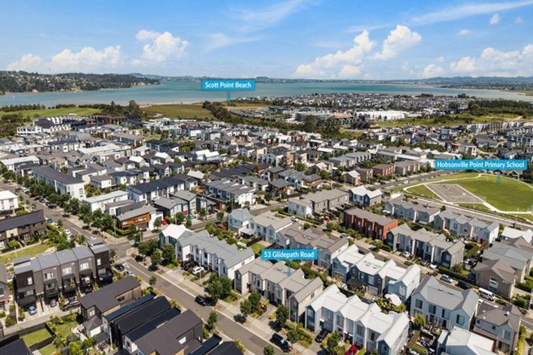 Photo of property in 53 Glidepath Road, Hobsonville, Auckland, 0616