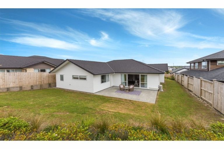 Photo of property in 162 Wainui Road, Silverdale, 0932