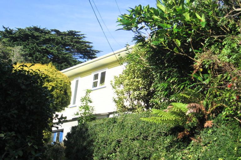 Photo of property in 18 Macaulay Street, Johnsonville, Wellington, 6037