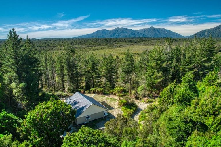 Photo of property in 1487 Old Christchurch Road, Awatuna, Hokitika, 7882
