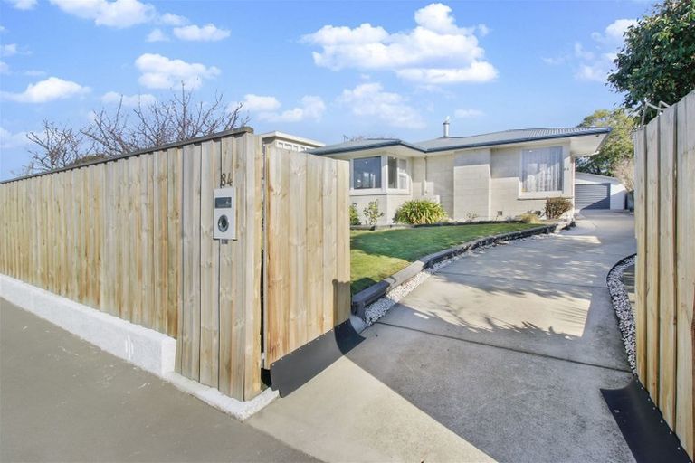 Photo of property in 84 Bickerton Street, Wainoni, Christchurch, 8061