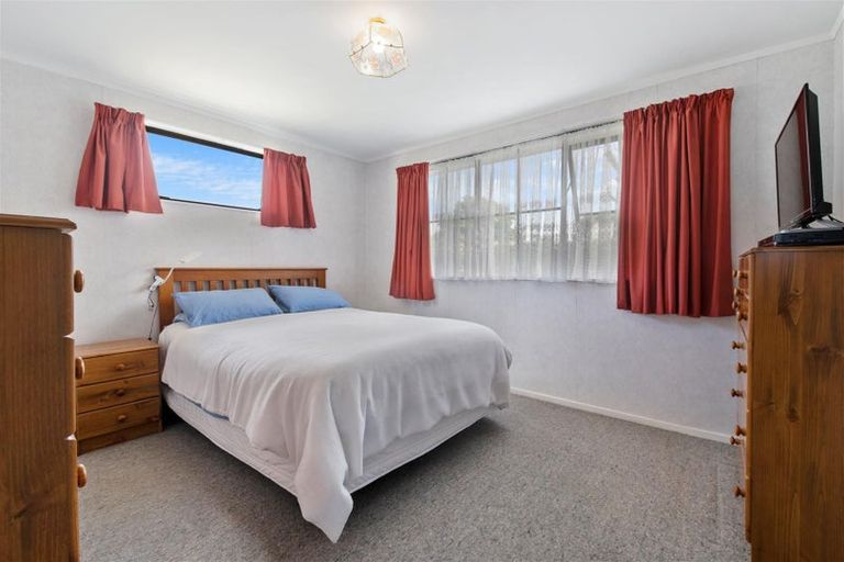 Photo of property in 14 Chapman Place, Fairy Springs, Rotorua, 3015