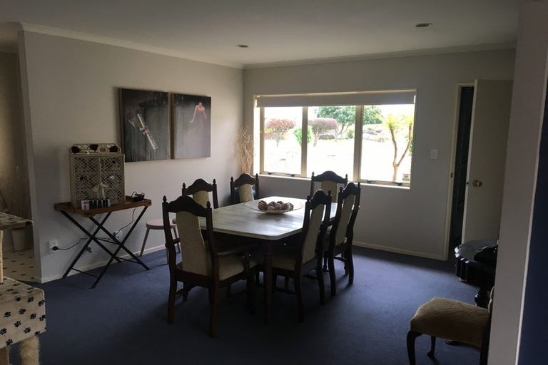 Photo of property in 14 Northmeadow Drive, Rototuna, Hamilton, 3210