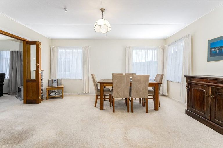 Photo of property in 53 Peel Place, Wainuiomata, Lower Hutt, 5014