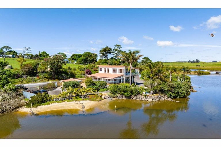 Photo of property in 13 Black Swamp Road, Mangawhai, 0975