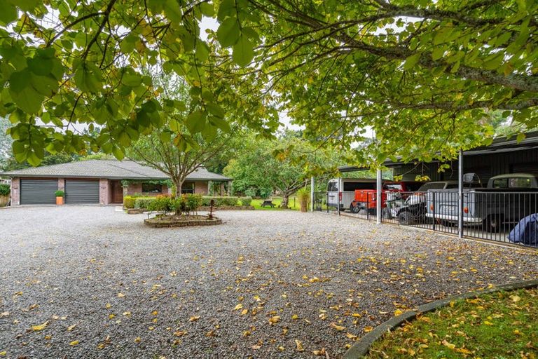 Photo of property in 71 Railway Road, Dalefield, Carterton, 5791