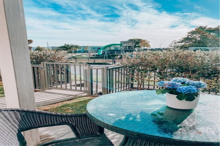 Photo of property in 8 Ripeka Lane, Whenuapai, Auckland, 0618