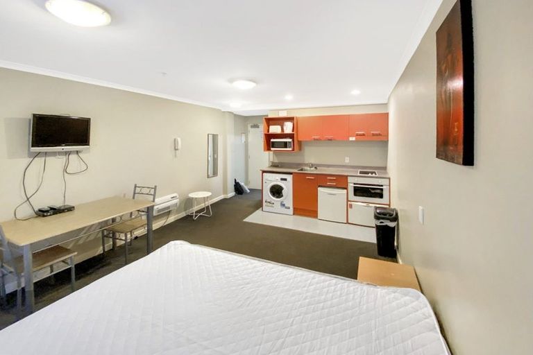 Photo of property in Aitken Street Apartments, 503/5 Aitken Street, Thorndon, Wellington, 6011