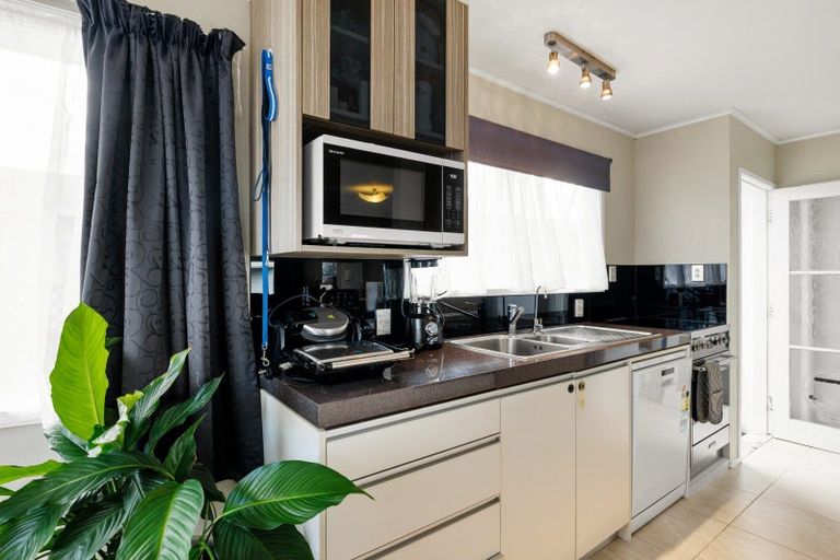 Photo of property in 384a Kahikatea Drive, Dinsdale, Hamilton, 3204