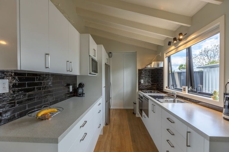 Photo of property in 2/832 Cook Place, Raureka, Hastings, 4120