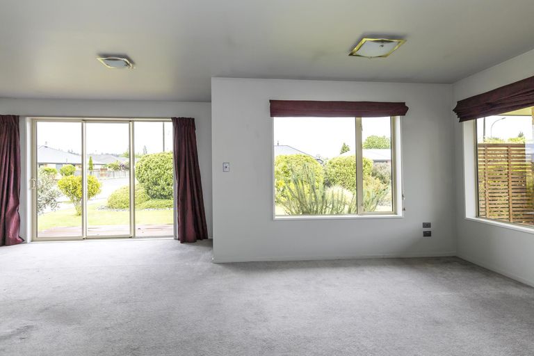 Photo of property in 11 Tancred Street, Geraldine, 7930